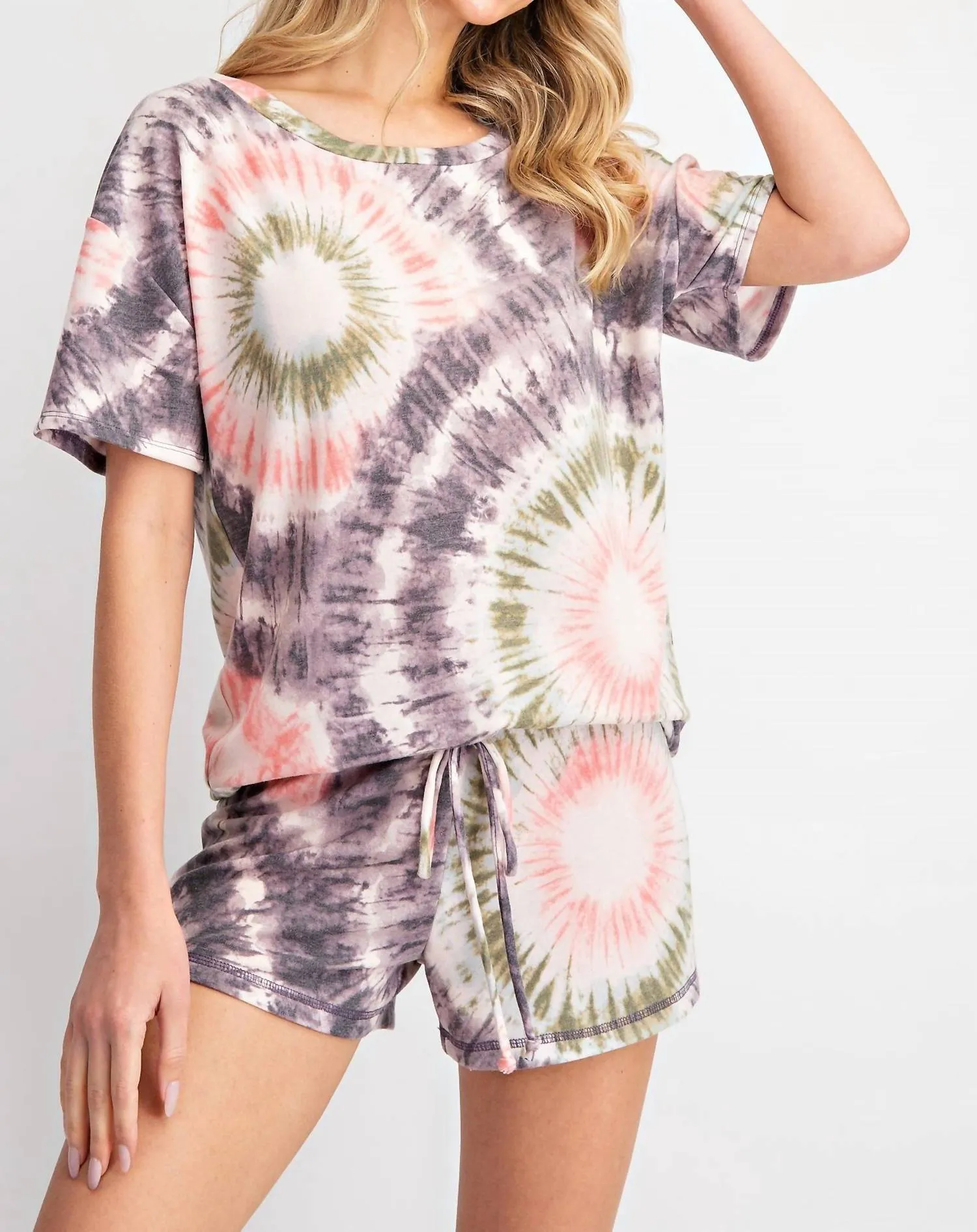 143 Story - Don't Worry Be Happy Top