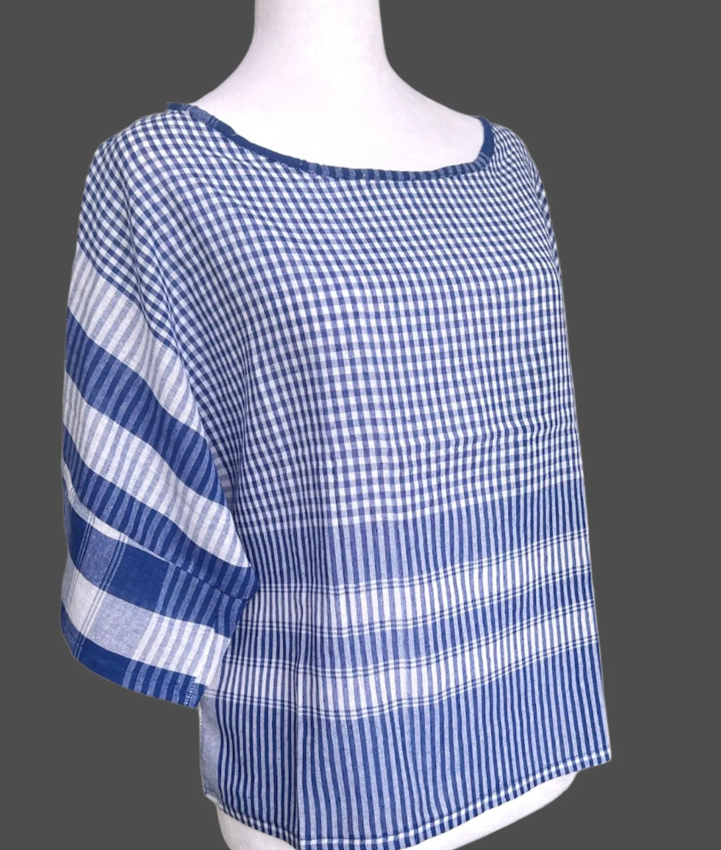Neeli Gamchha Top